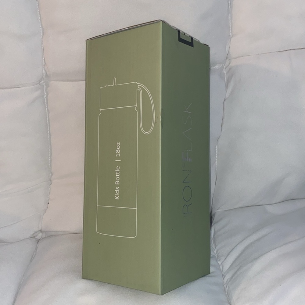 NWT Iron Flask 18oz. Kids Bottle - Picture 3 of 4